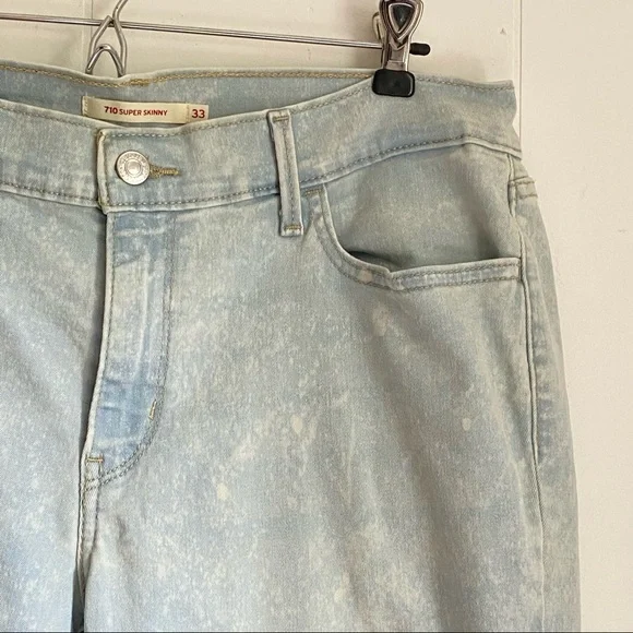 Levis 710’s Light Wash Bleach Splatter Super Skinny Jeans - Picture 5 of 5